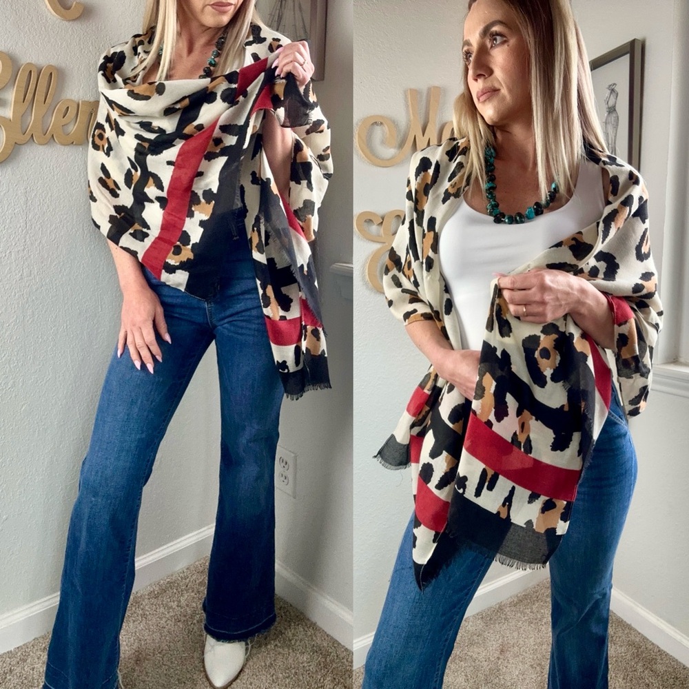 Boutique Chic swanky leopard print scarf wrap OS